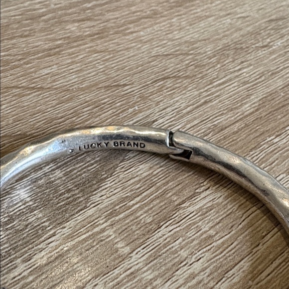 Lucky Brand Silver Elephant Design Bracelet - Picture 3 of 7